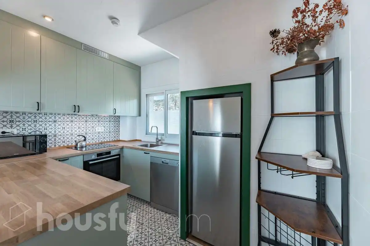 Cocina de Piso en venta en Sitges con Trastero, Amueblado y Piscina comunitaria