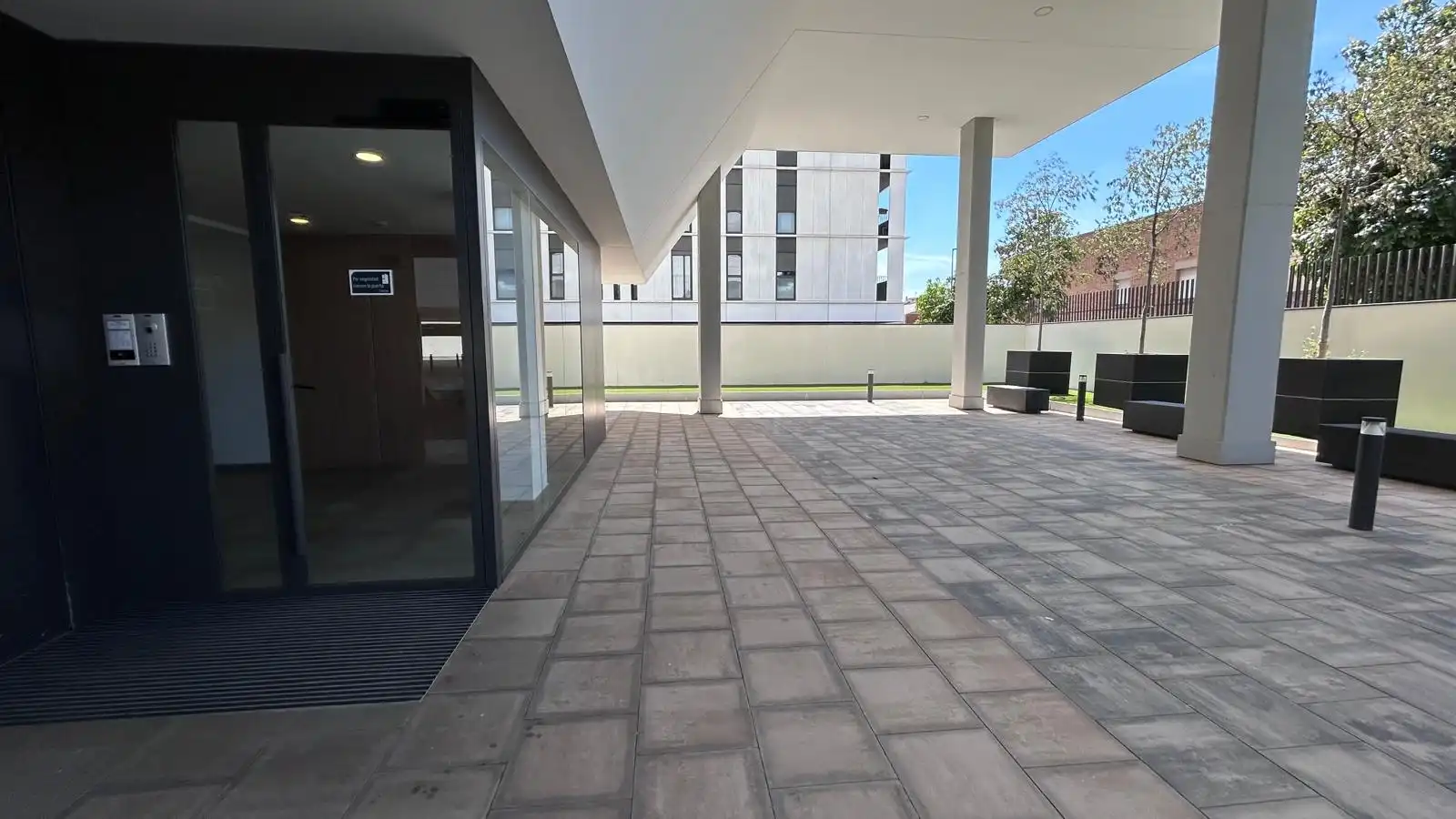 Terrassa de Pis en venda en Cornellà de Llobregat amb Traster i Piscina