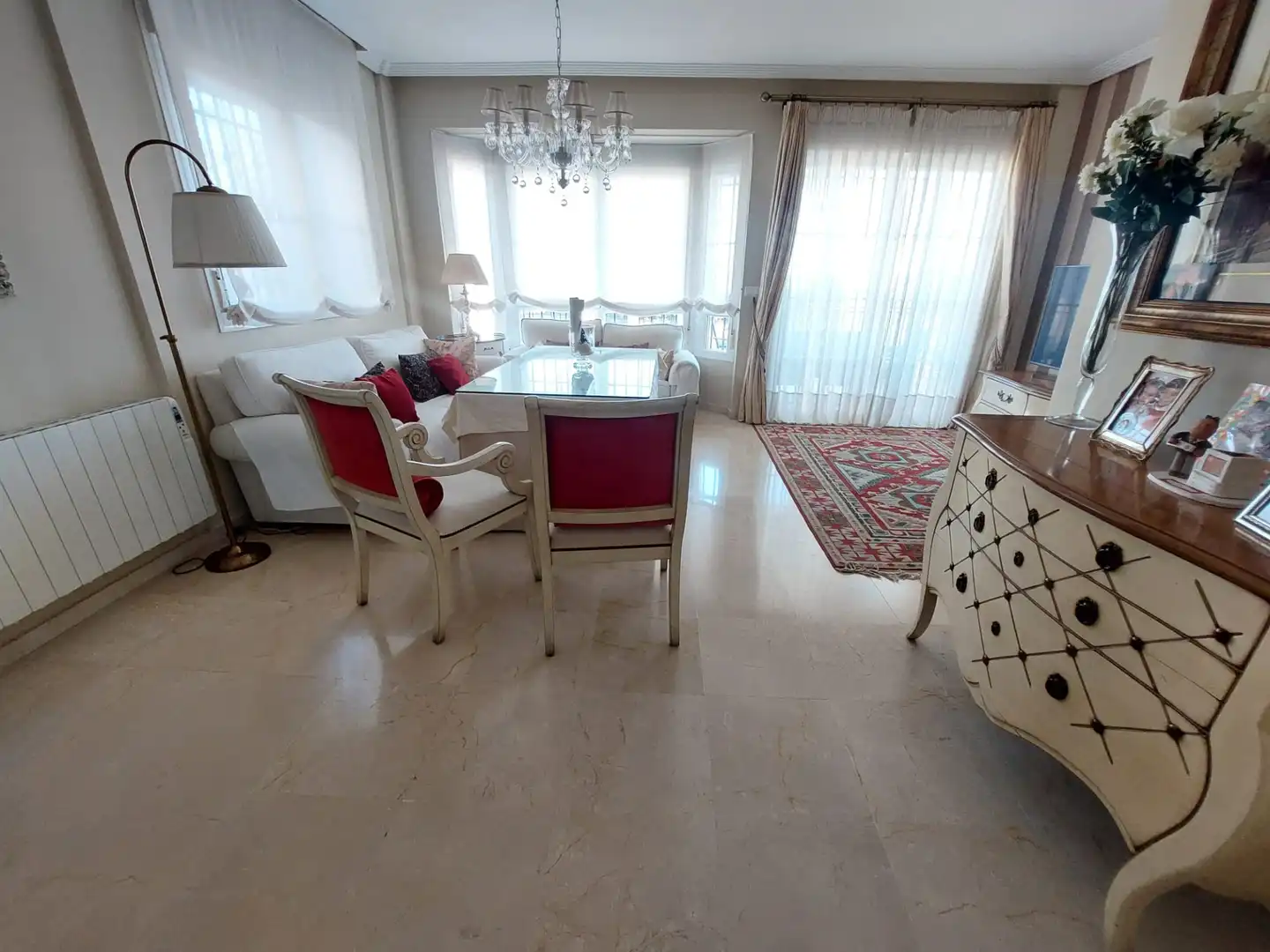 Living room of Detached homes for sale in Córdoba  with Air Conditioner, Heating and Terrace