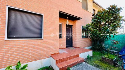 Foto 2 de Casa adosada en venda a Viana de Cega, Valladolid