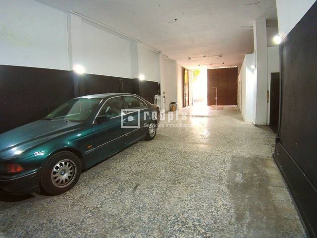 Local comercial en Alquiler en Alegría de la Huerta- Jardín de Málaga