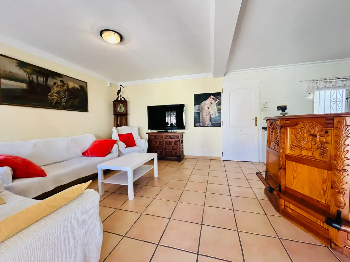 Sala de estar de Casa o chalet en venta en Fuengirola con Aire acondicionado, Jardín privado y Terraza