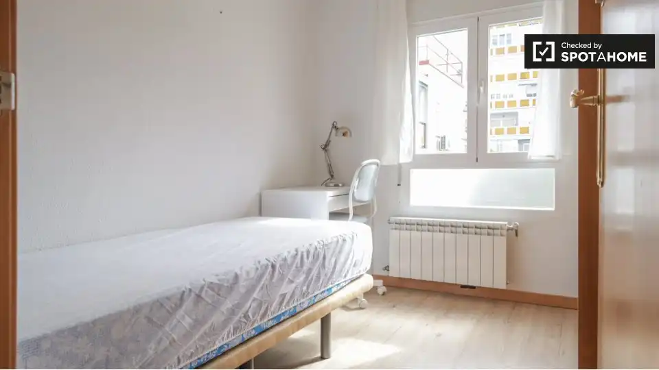 Habitación de Piso para compartir en Leganés con Aire acondicionado, Calefacción y Terraza