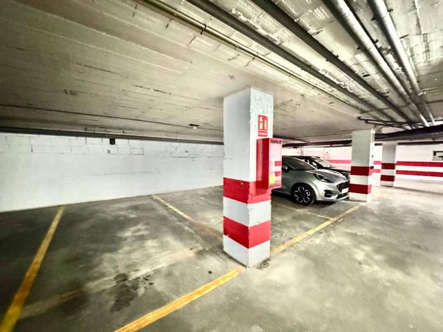 Garaje en Alquiler en El Bajondillo