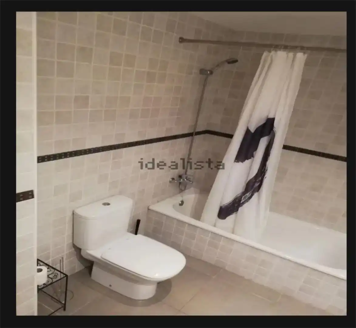 Bathroom of Flat for share in Taradell  with Furnished, Oven and Washing machine