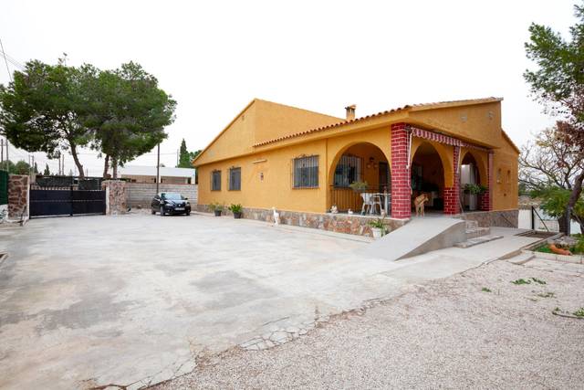 Casa-chalet en Venta en Rebolledo