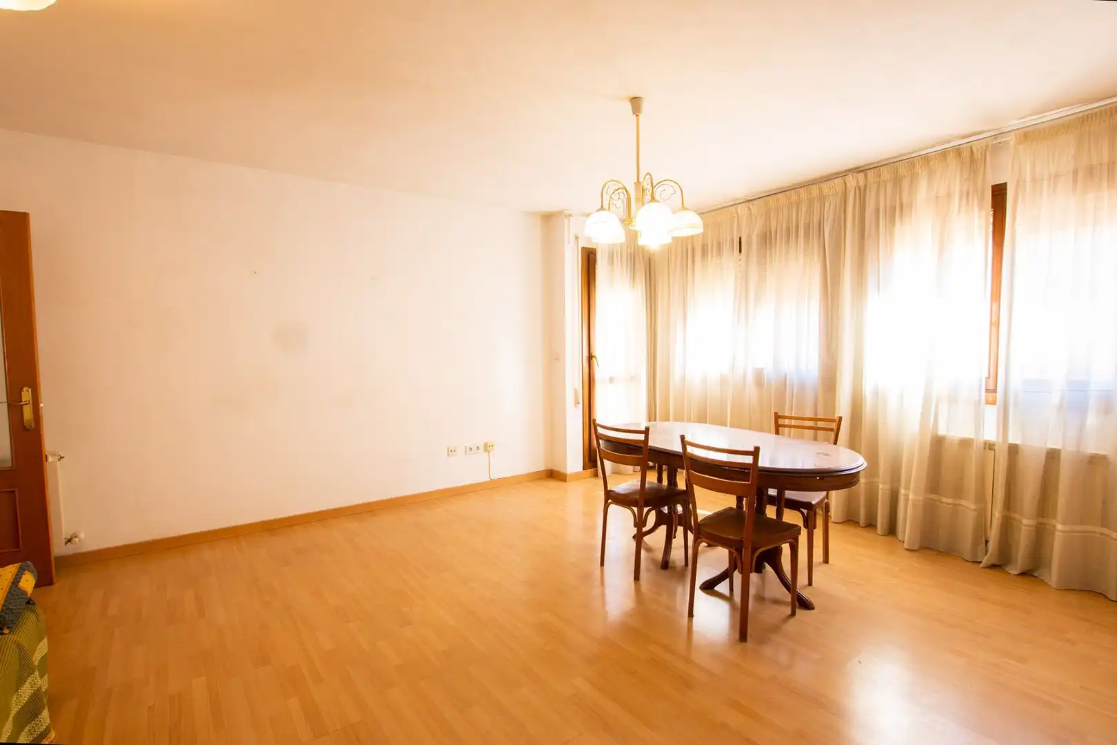 Esszimmer von Wohnung zum Verkauf in Caspe mit Heizung