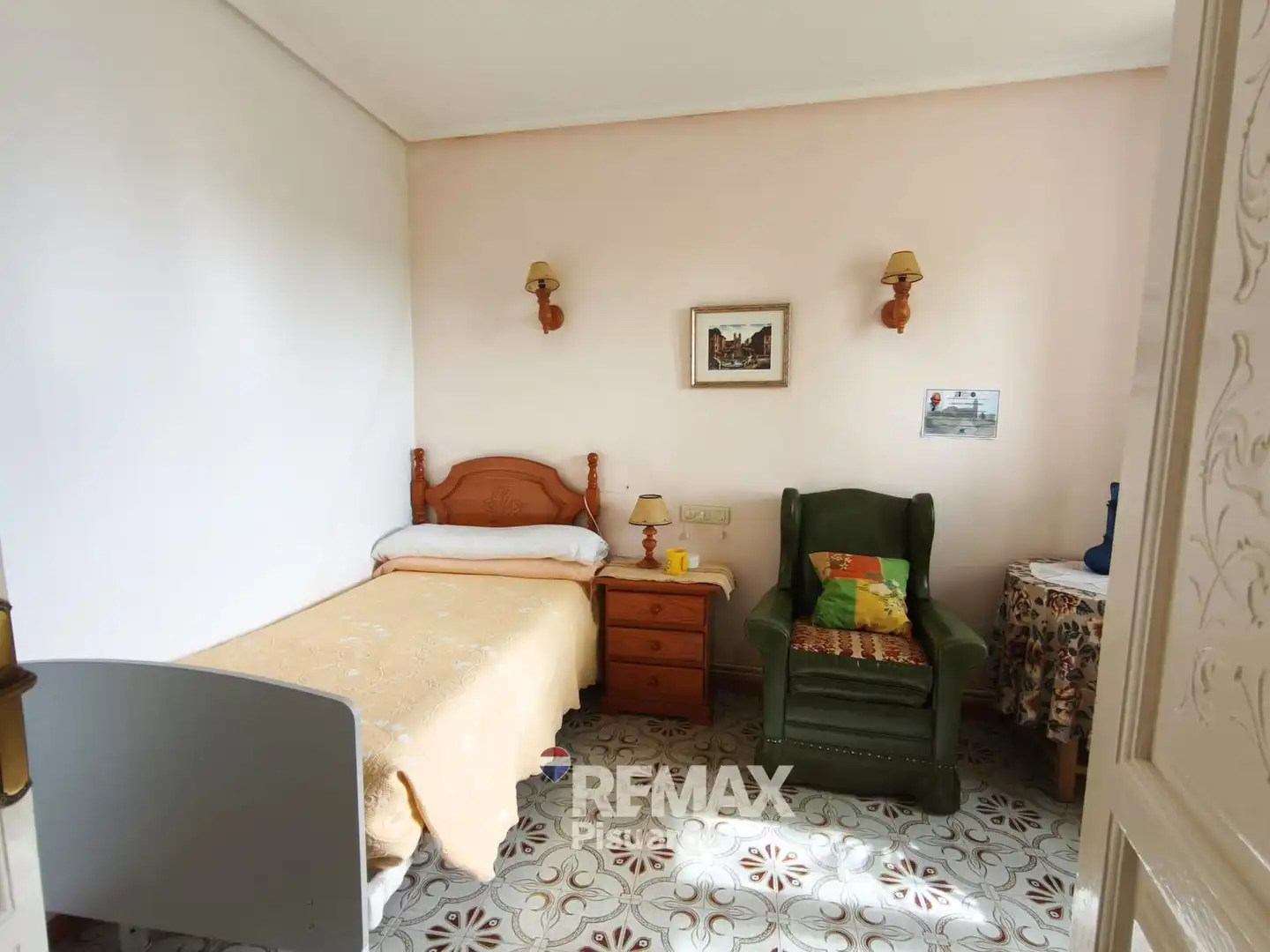 Habitación de Edificio en venta en Pozoantiguo