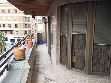 Piso con balcón en venta en Calle Millán de Priego