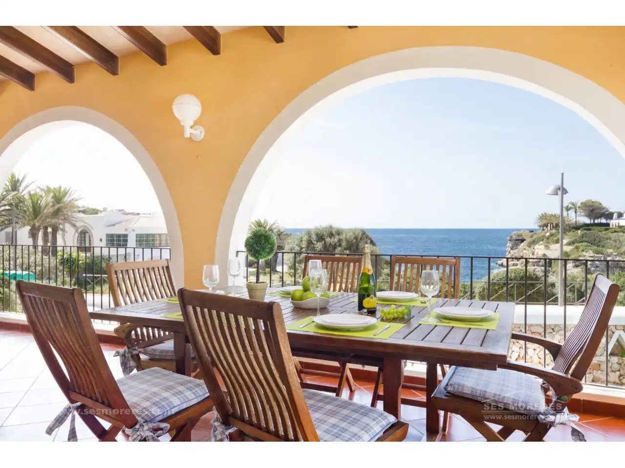 Chalet con piscina en venta en Cala en Blanes, imagen 3