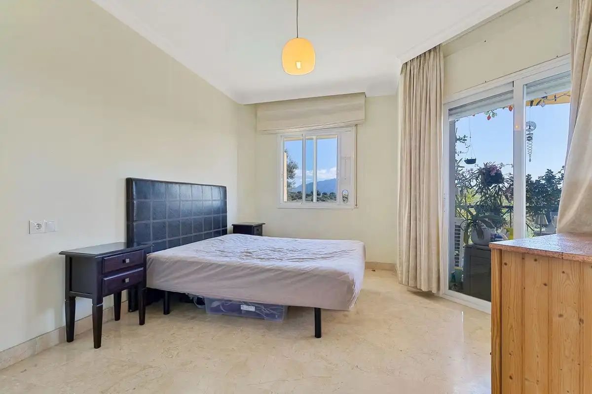 Schlafzimmer von Wohnungen zum Verkauf in Estepona mit Klimaanlage, Terrasse und Abstellraum