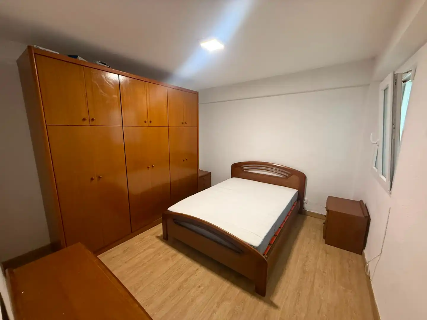 Schlafzimmer von Wohnung zur Miete in Alicante / Alacant mit Möbliert, Ofen und Waschmaschine