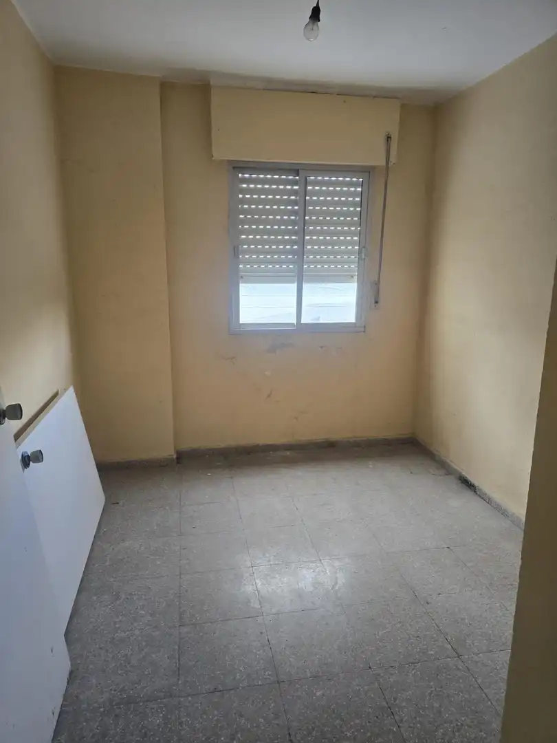 Schlafzimmer von Dachboden zum Verkauf in Algeciras