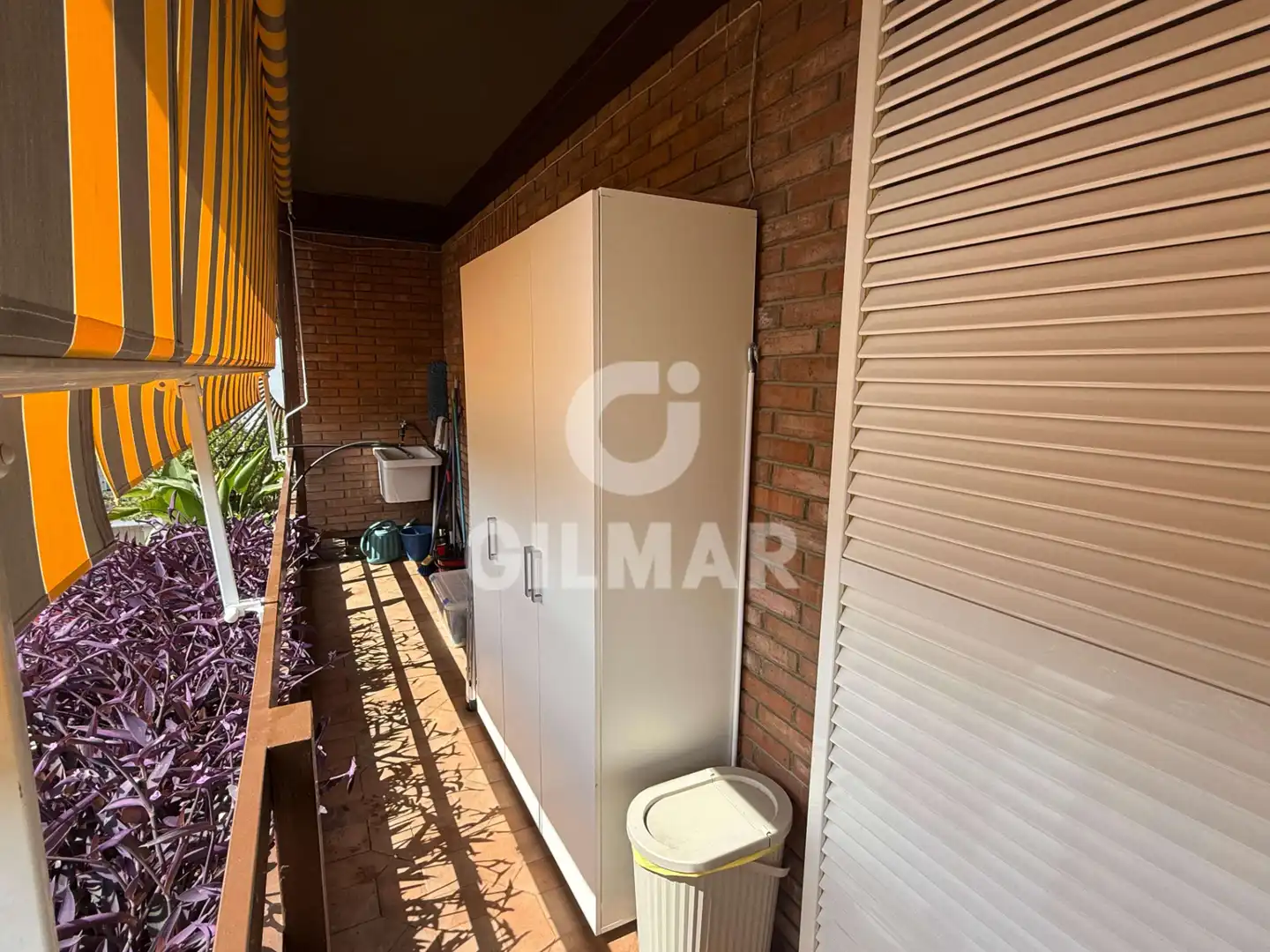 Balcony of Flat for rent in Sevilla  with Air Conditioner, Heating and Parquet flooring