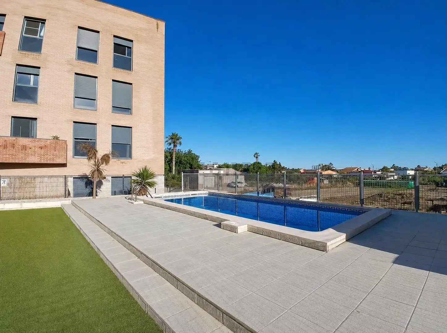 Swimming pool of Flat for sale in Deltebre  with Community pool