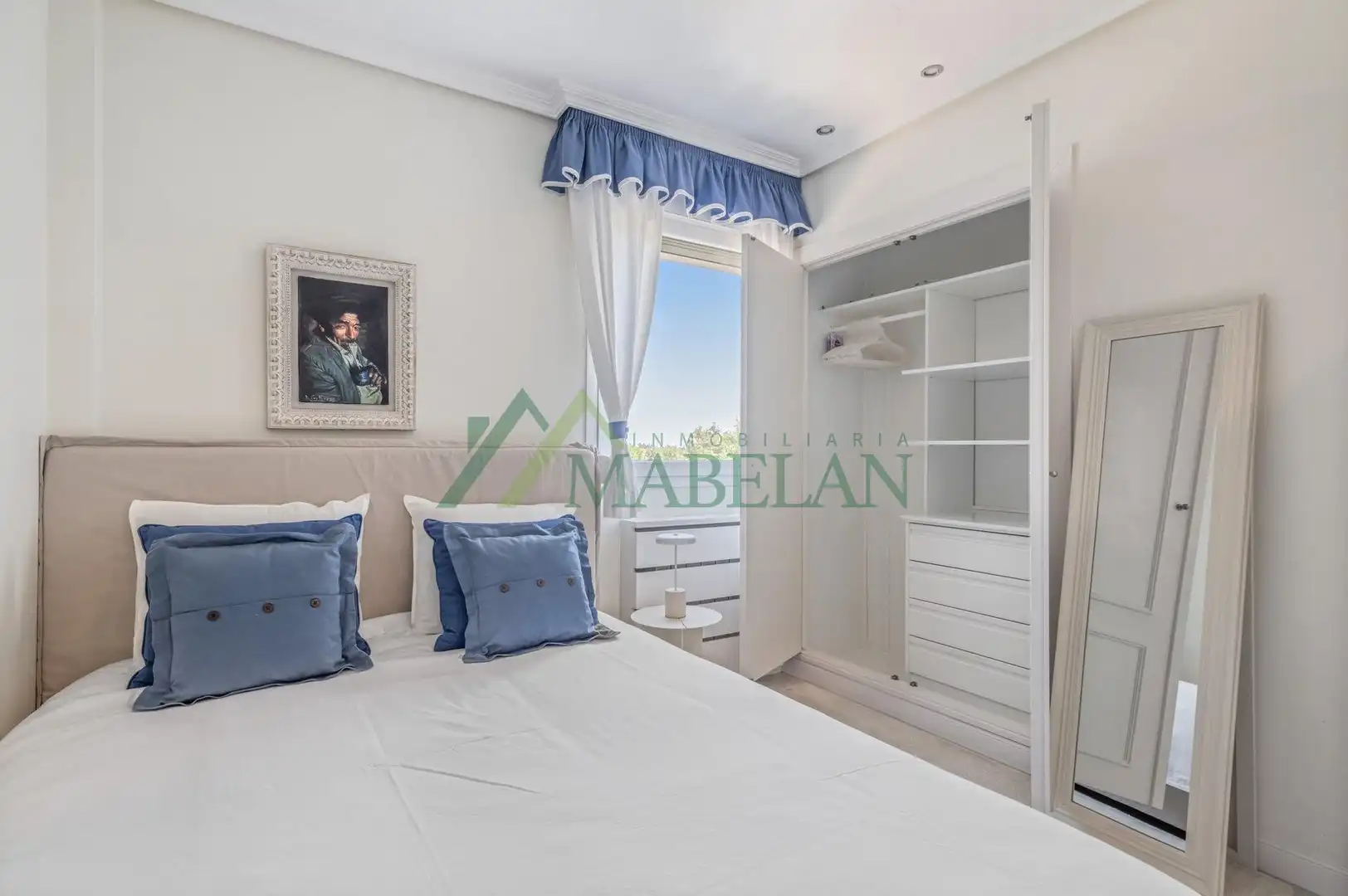 Bedroom of Flat for rent in Las Rozas de Madrid  with Heating, Furnished and Community pool