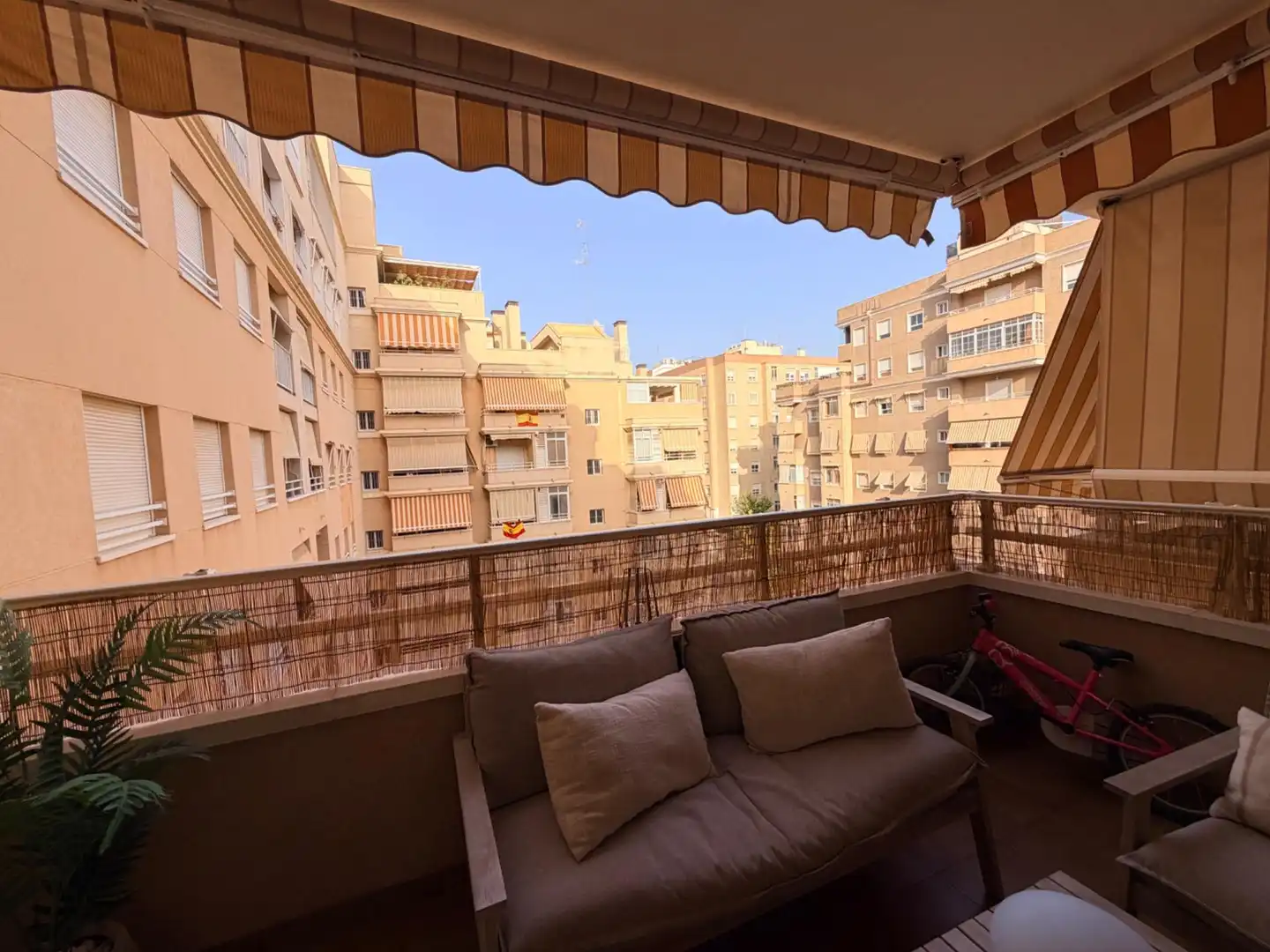 Terrassa de Pis en venda en Elche / Elx amb Aire condicionat, Calefacció i Terrassa