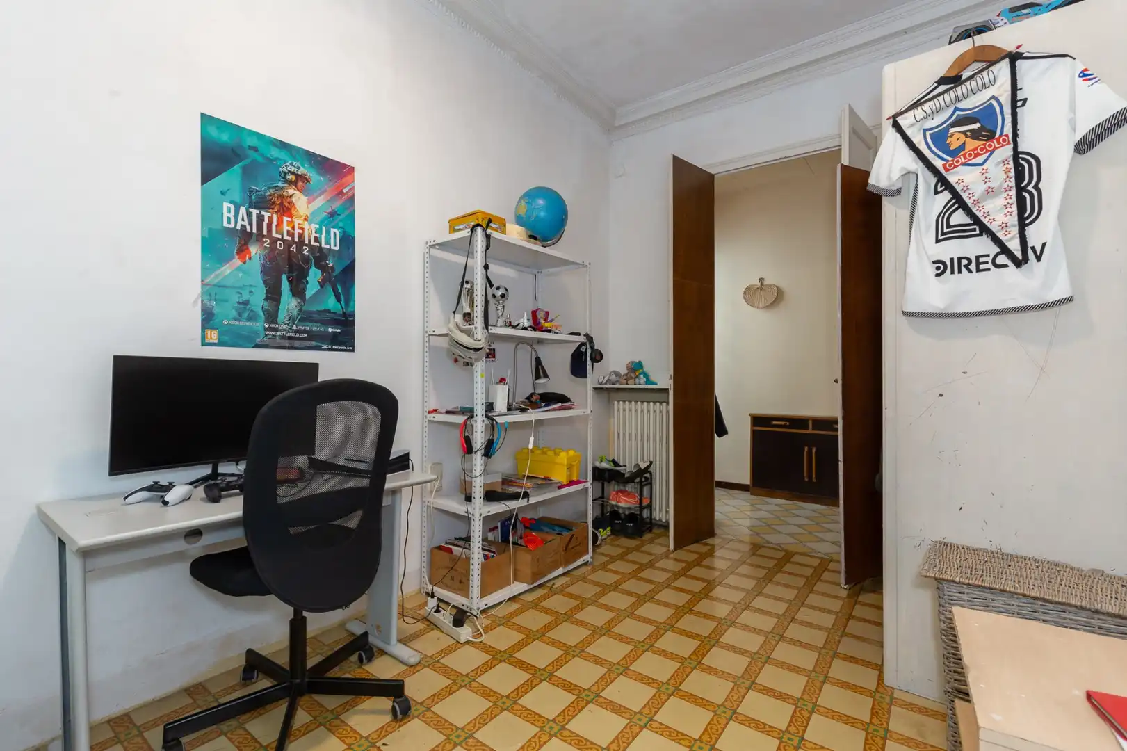 Einfamilien-Reihenhaus zum Verkauf in Barcelona mit Terrasse und Abstellraum