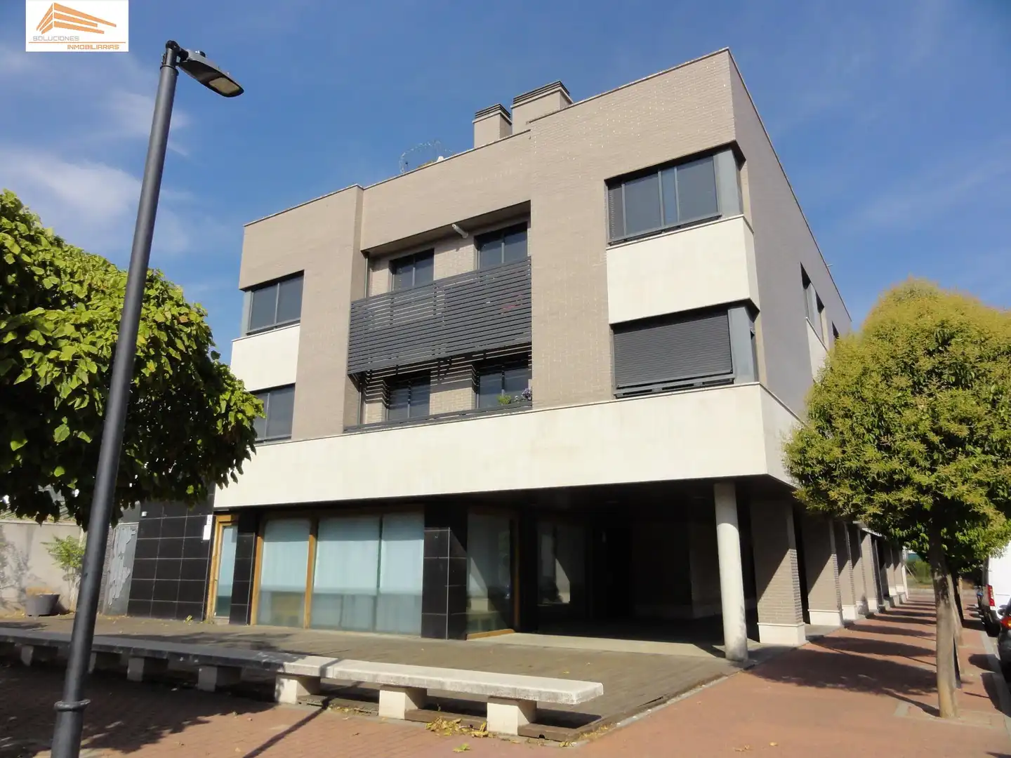 Vista exterior de Piso en venta en Valladolid con Calefacción y Parquet