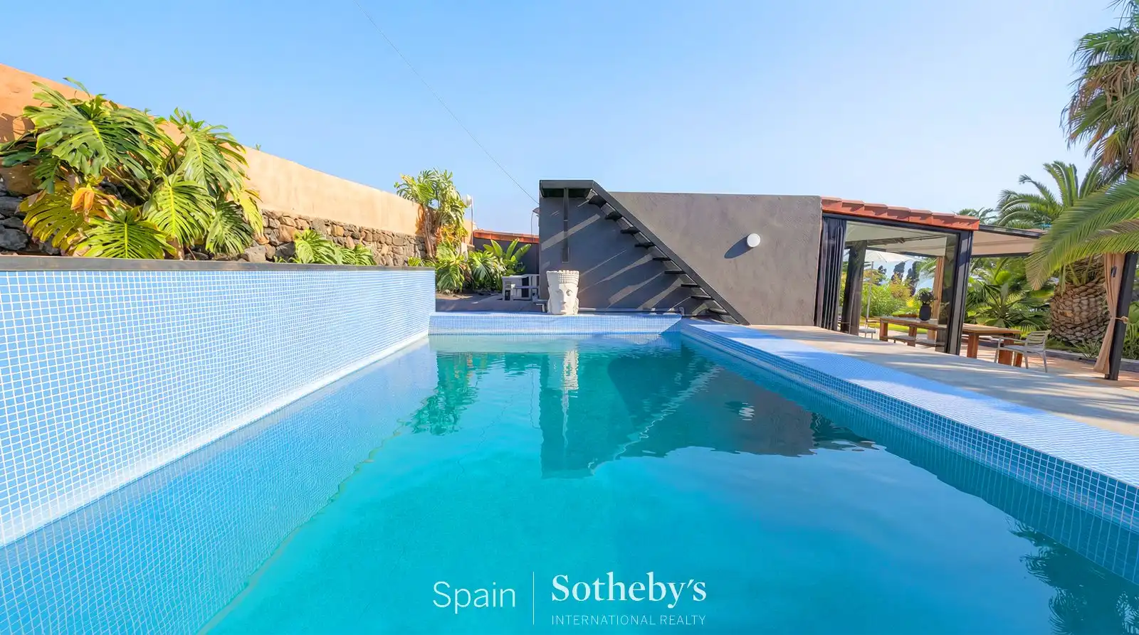 Piscina de Casa o chalet en venta en Los Llanos de Aridane con Aire acondicionado, Calefacción y Jardín privado