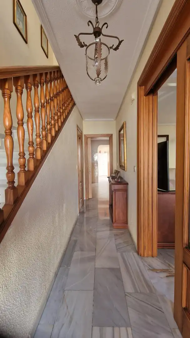 Casa adosada en venta en Calle del Río Darro, Centro