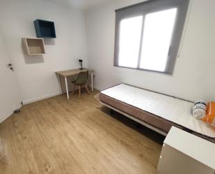Dormitori de Pis per a compartir en Alaquàs amb Moblat, Forn i Rentadora