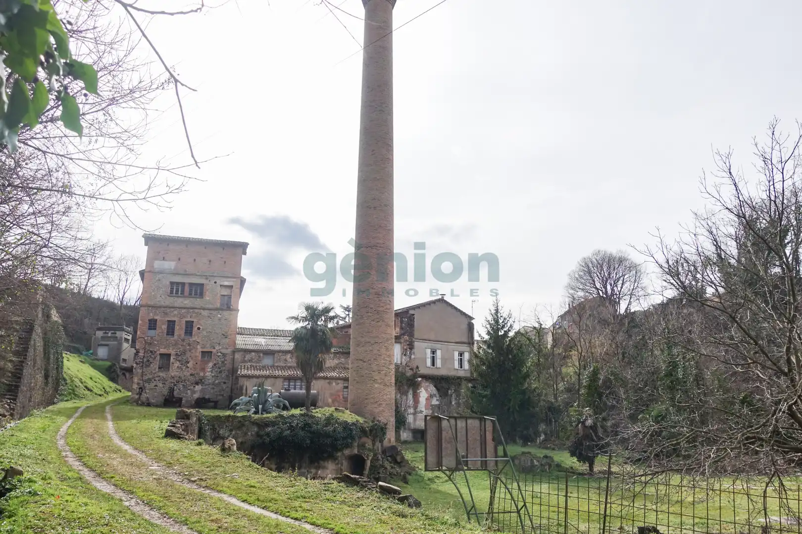 Nave industrial en venta en Sant Joan Les Fonts