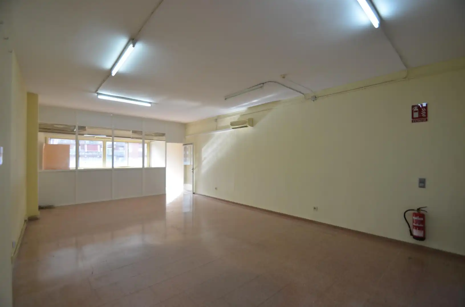 Office space to rent in SOLER I CARBONELL 28, imagen 3