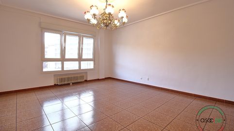 Foto 3 de Piso en venta en Gijón - Rosalia de Castro. Gijón, El Natahoyo, Gijón