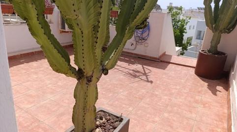 Foto 2 de Casa adosada en venda a Calle Hawai, Aguamarga, Almería