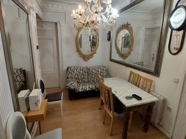 Pis amb balcó en venda a Chamberí