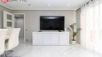 Living room of Flat for sale in  Madrid Capital  with Air Conditioner