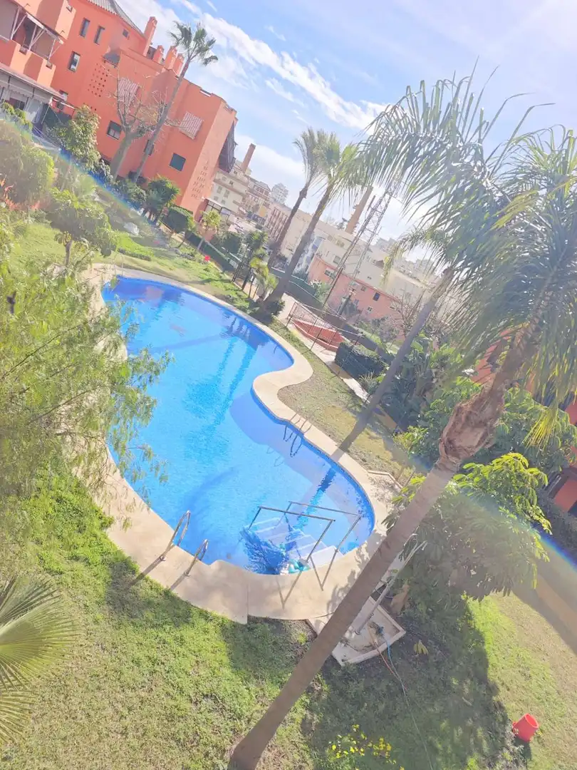 Piscina de Planta baja en venta en Vélez-Málaga con Terraza, Piscina y Amueblado