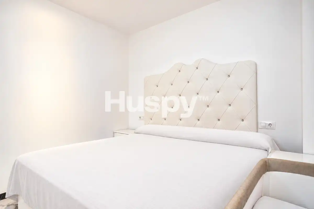 Habitación de Loft en venta en Avenida de la Paz  