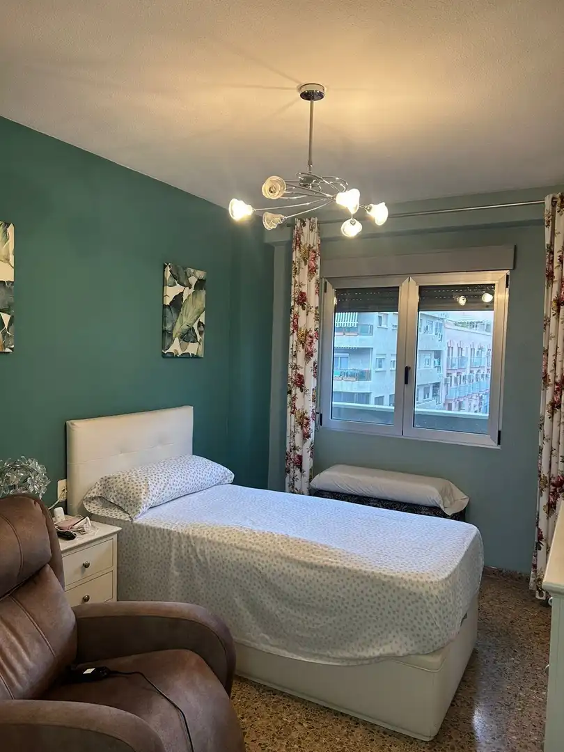 Bedroom of Flat for rent in Valencia  with Air Conditioner and Furnished