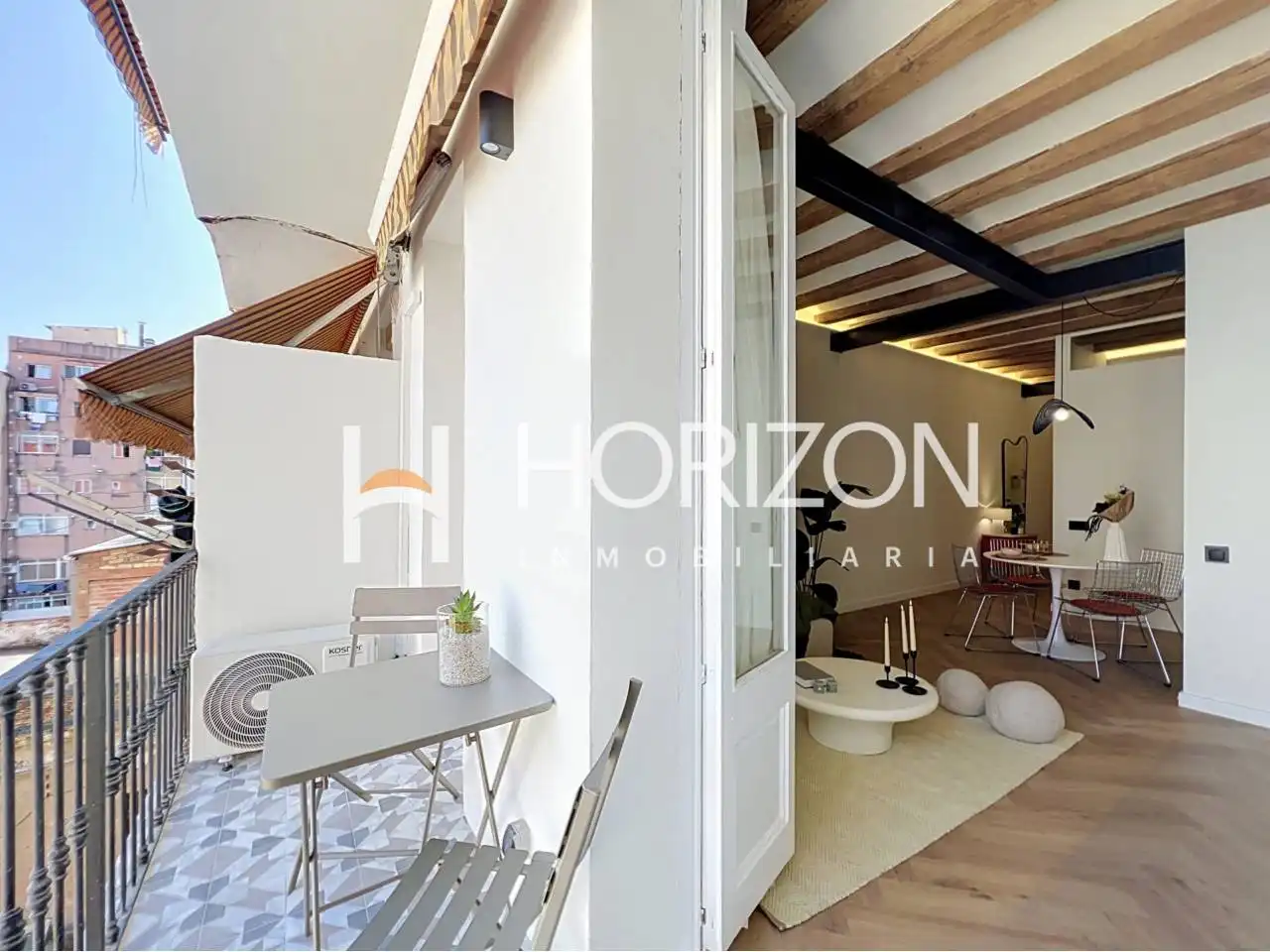 Terrasse von Wohnung zum Verkauf in Barcelona mit Klimaanlage, Heizung und Möbliert