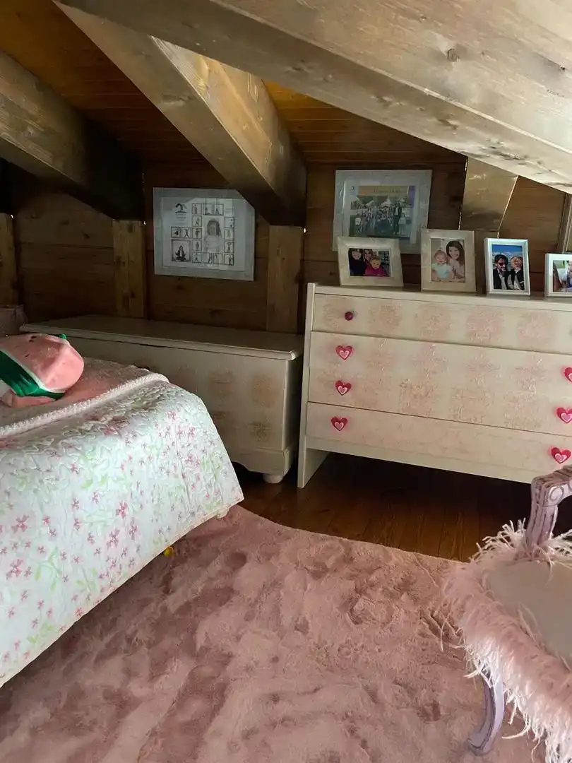 Dormitori de Casa o xalet en venda en Roales amb Aire condicionat, Parquet i Moblat