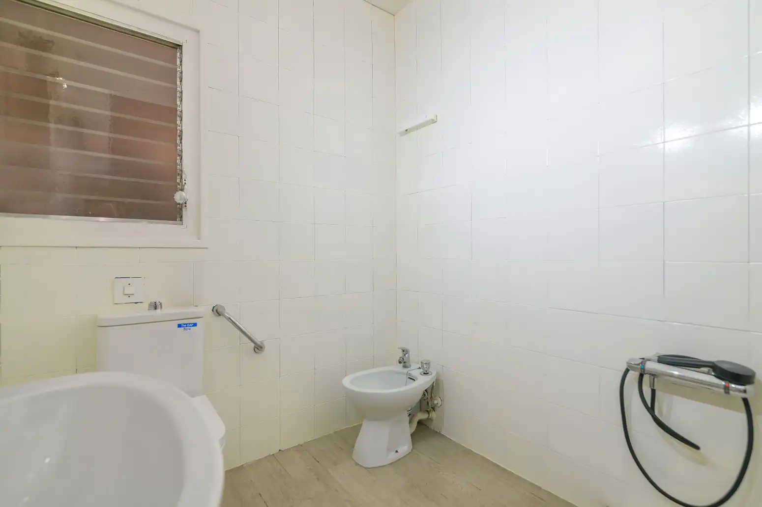 Baño de Piso en venta en Viladecans con Calefacción, Terraza y Balcón