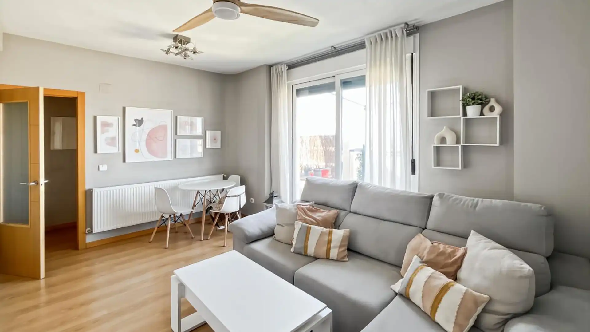 Dachboden zum Verkauf in De José Gutiérrez Maroto, Ensanche de Vallecas - La Gavia, Villa de Vallecas