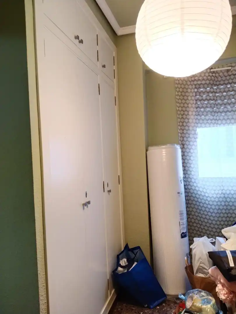 Habitación de Piso en venta en Valencia con Aire acondicionado y Balcón