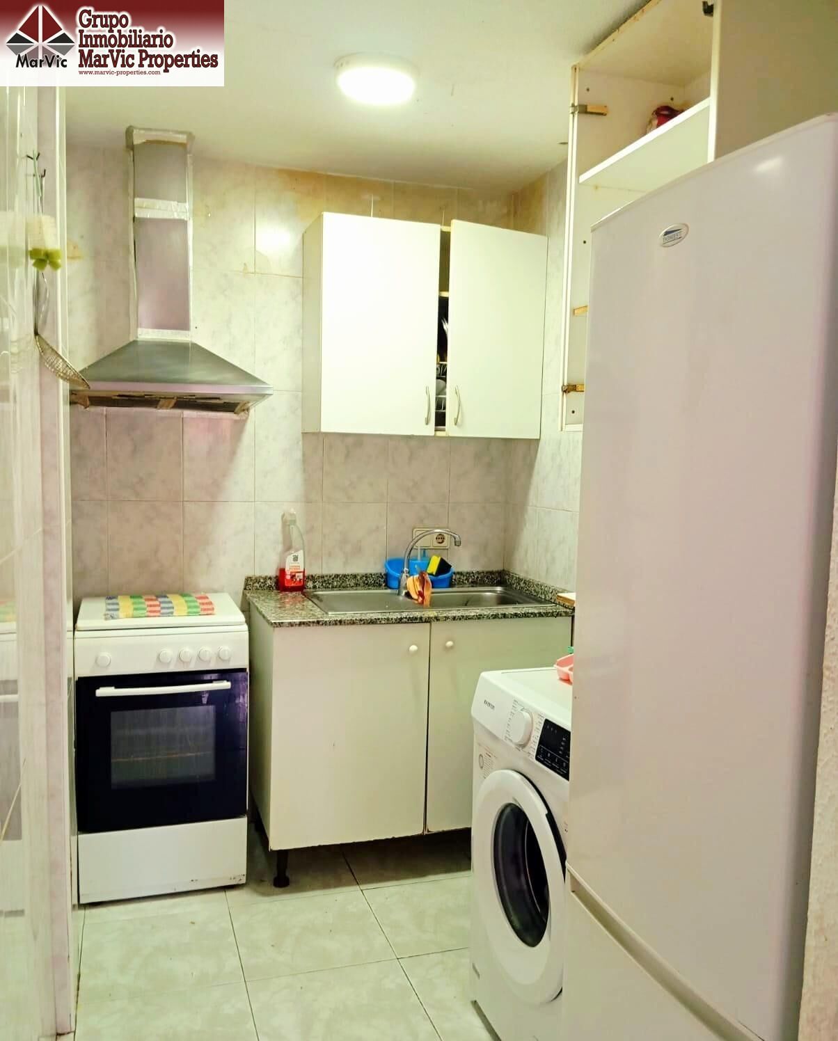 Kitchen of Flat for sale in Benidorm  with Community pool