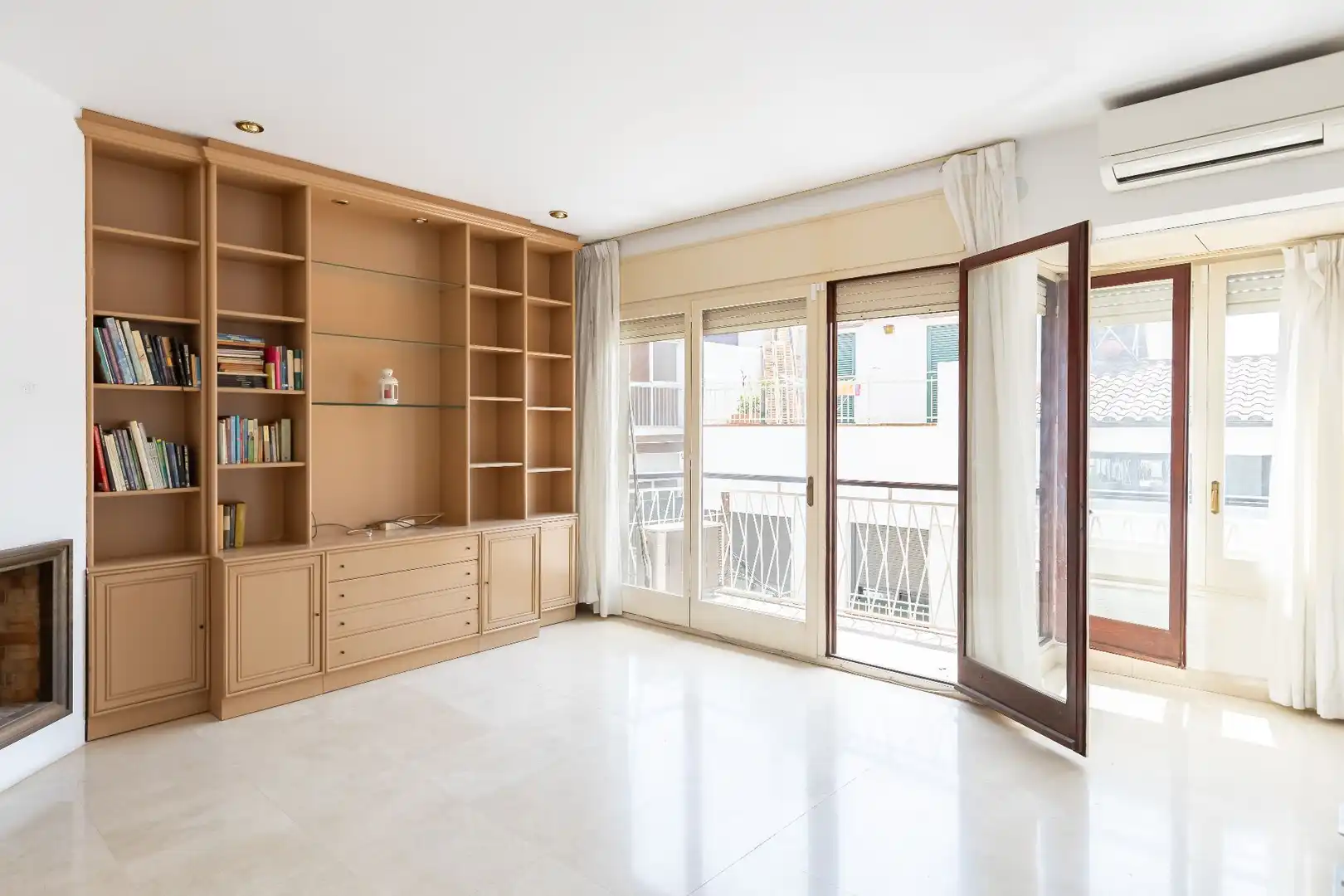 Living room of Duplexes for sale in Badalona  with Air Conditioner