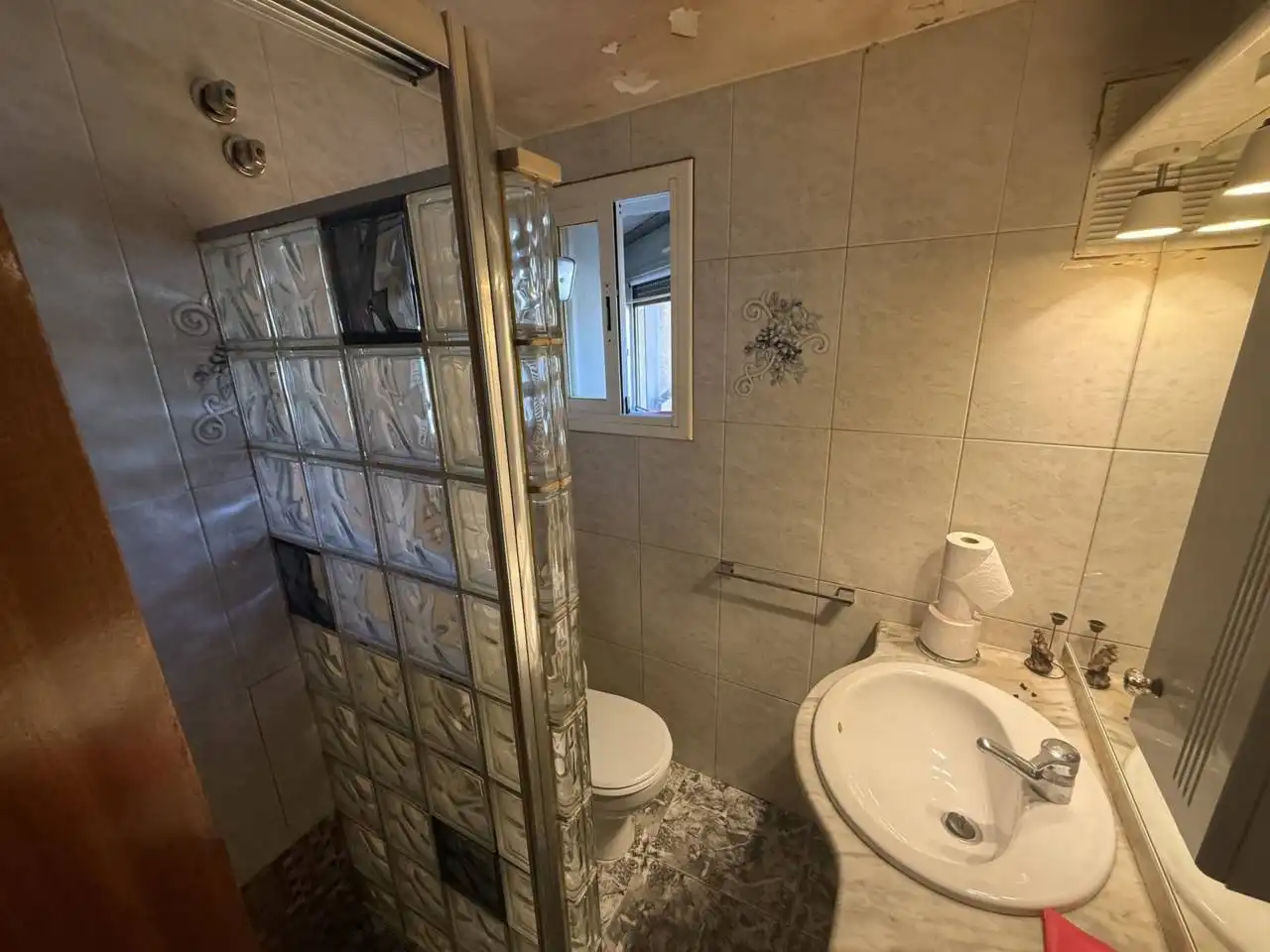 Baño de Piso en venta en Sabadell con Aire acondicionado, Calefacción y Trastero