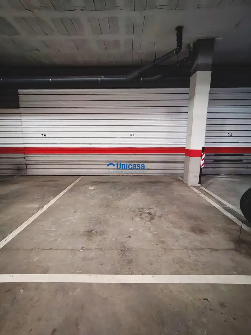 Parking of Flat for sale in Málaga  with Air Conditioner, Storage room and Furnished