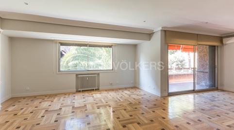 Photo 2 of Apartment to rent in Nueva España, Madrid