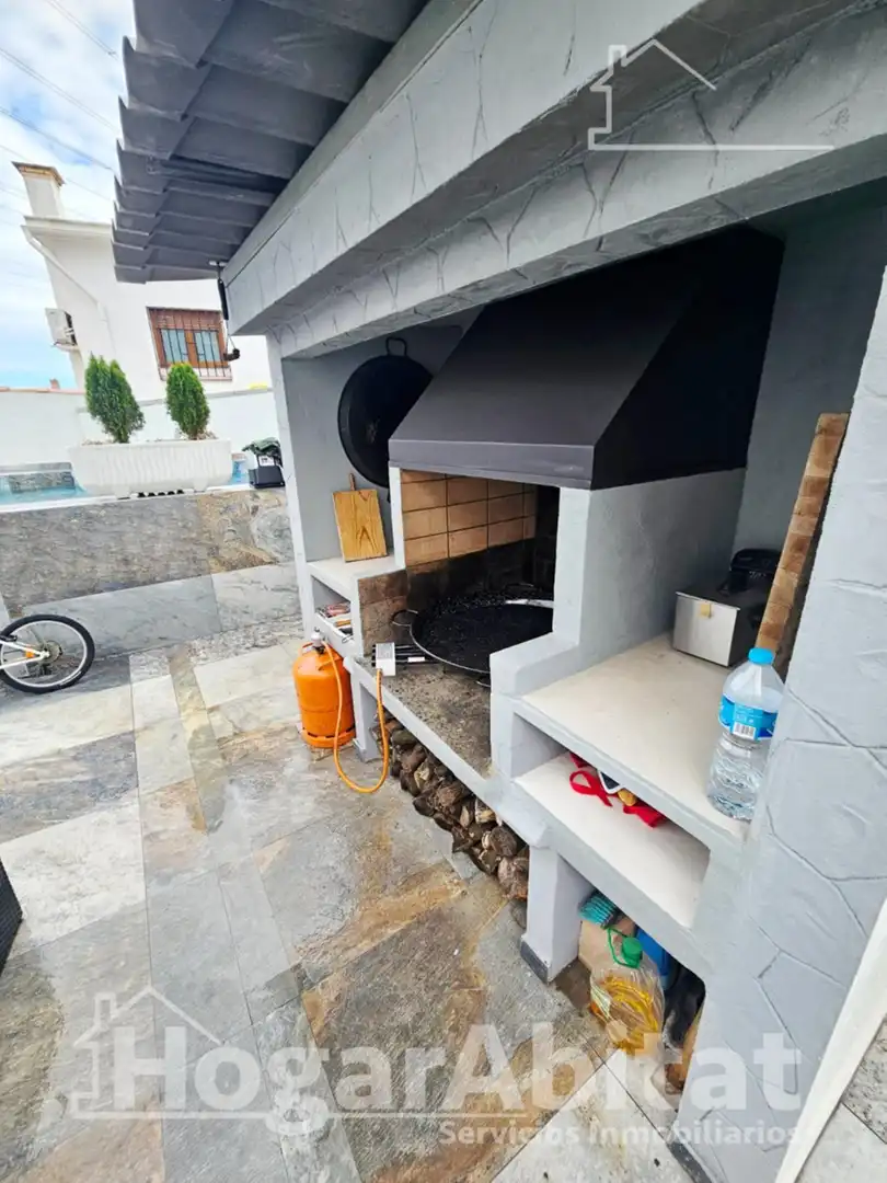 Cuina de Casa o xalet en venda en Almazora / Almassora amb Aire condicionat, Terrassa i Traster