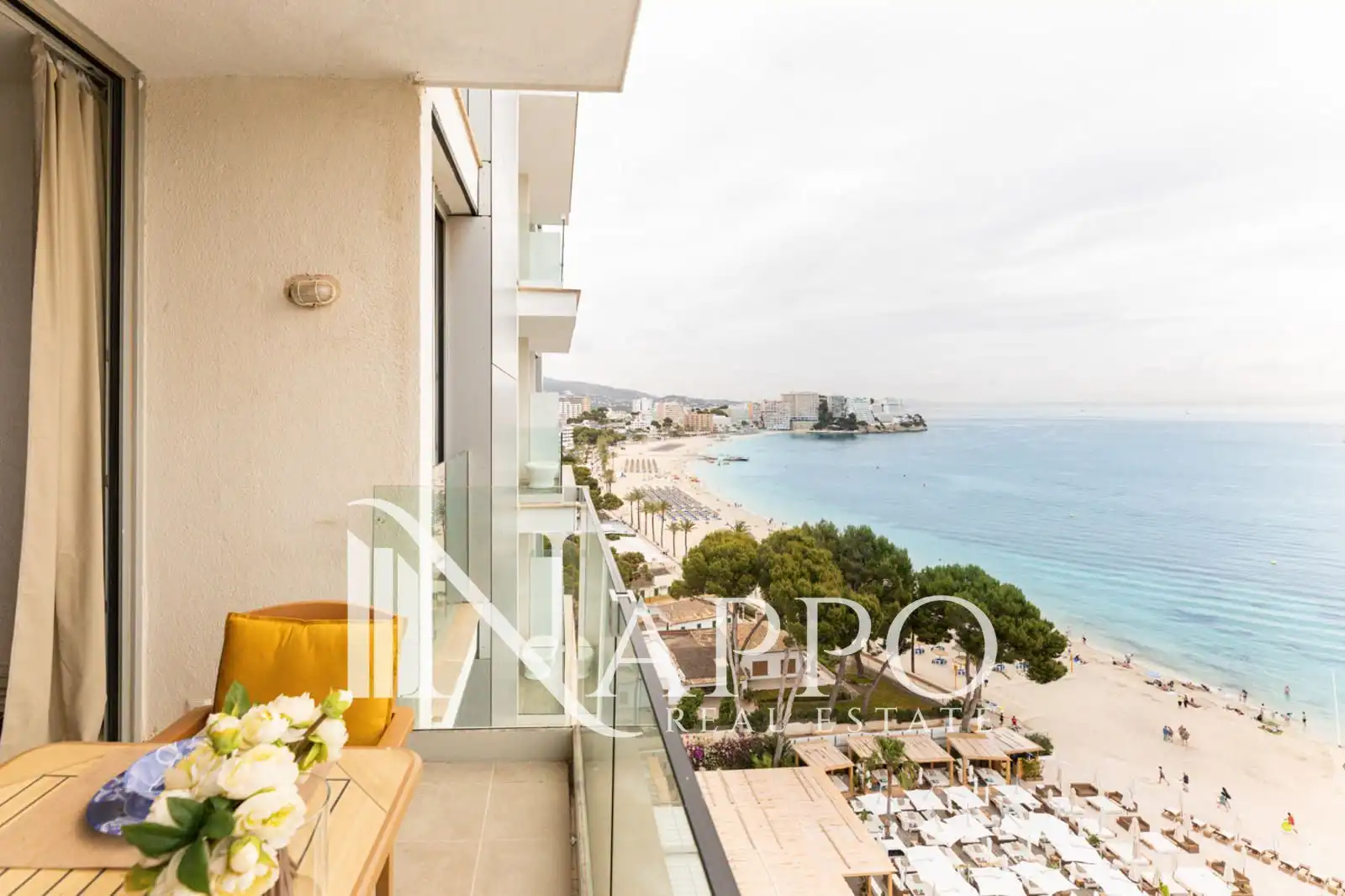 Terrassa de Pis de lloguer en Calvià amb Aire condicionat, Terrassa i Piscina