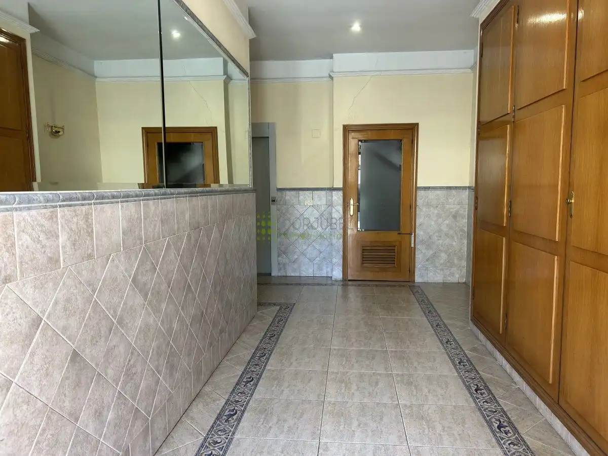 Piso en venta en Tarrega monteblanco, Ensanche - Parque del Oeste