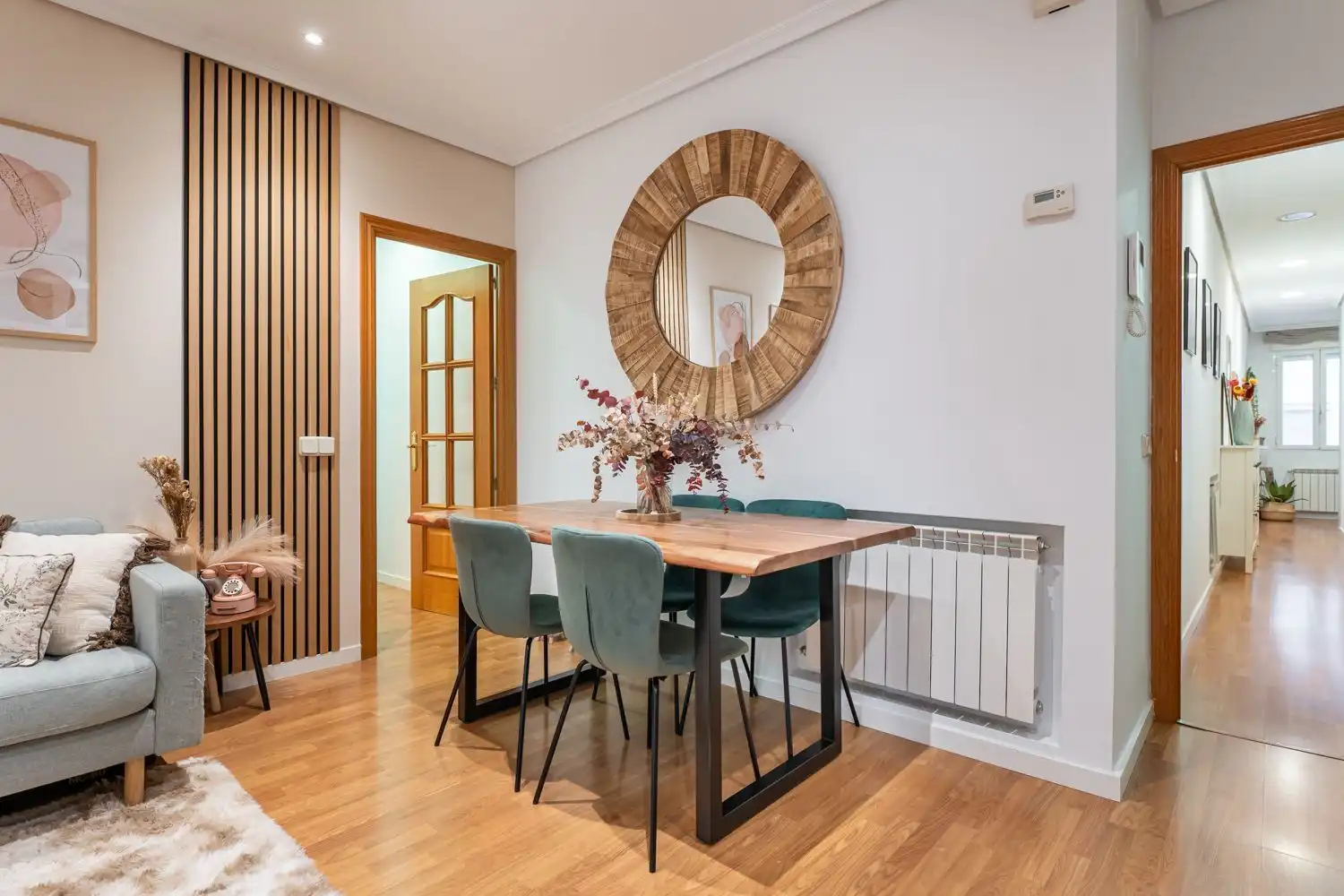 Comedor de Piso en venta en Madrid con Calefacción