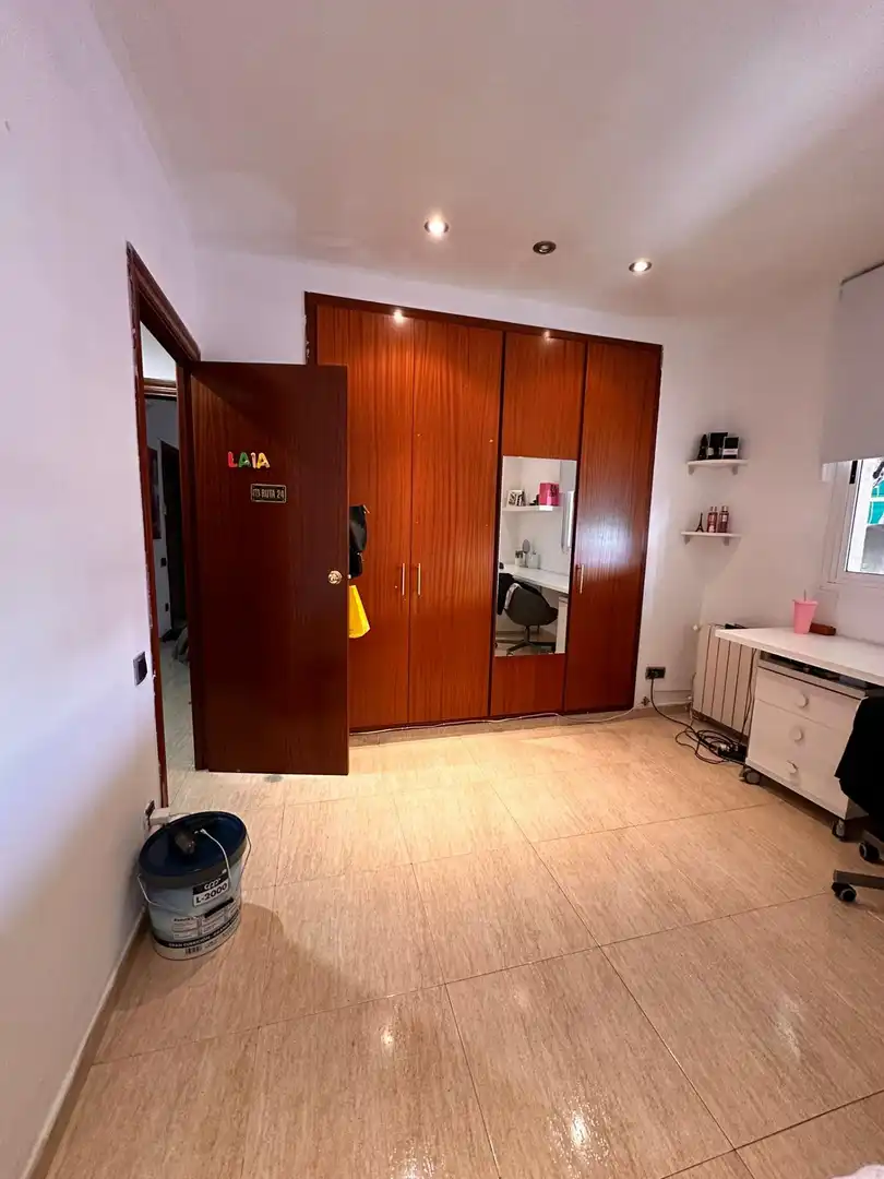 Flat for sale in Sabadell  with Air Conditioner, Heating and Balcony